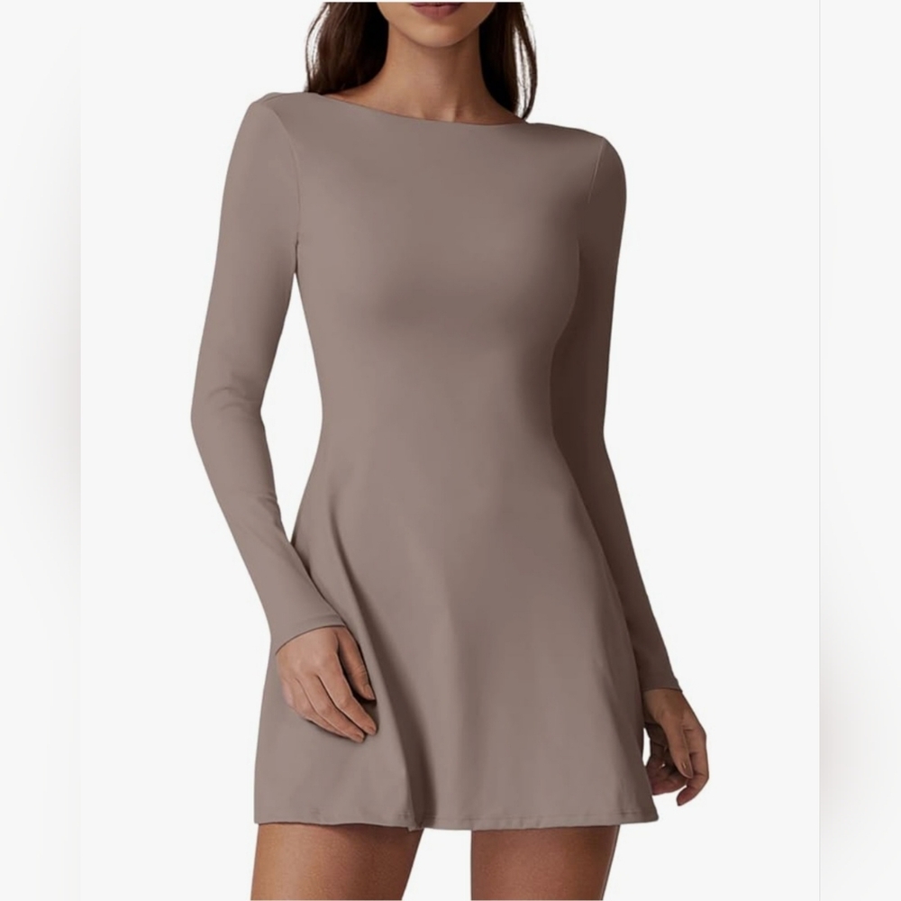 Backless Long Sleeve Dress